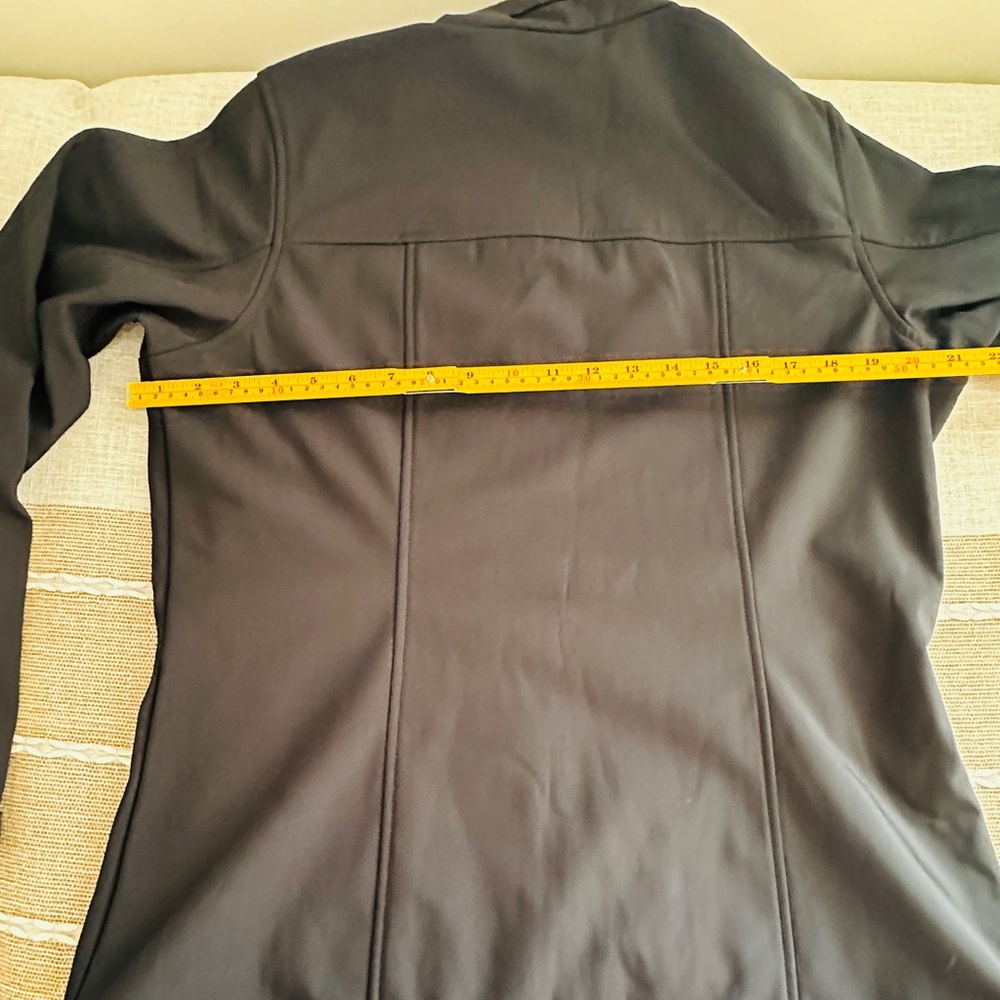 Columbia Men’s Black Softshell Jacket - Picture 11 of 11